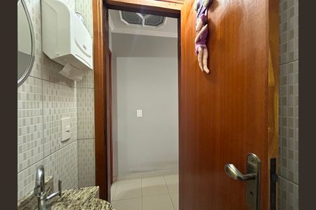 Casa à venda com 90m², 2 quartos e 2 vagas Casa à venda com 90m², 2 quartos e 2 vagasLavabo