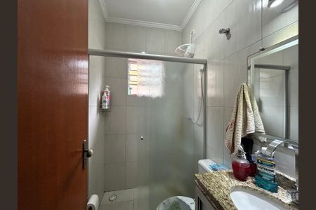Casa à venda com 90m², 2 quartos e 2 vagas Casa à venda com 90m², 2 quartos e 2 vagasBanheiro da Suíte 1