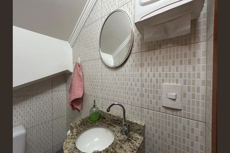 Casa à venda com 90m², 2 quartos e 2 vagas Casa à venda com 90m², 2 quartos e 2 vagasLavabo