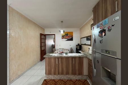 Casa à venda com 90m², 2 quartos e 2 vagas Casa à venda com 90m², 2 quartos e 2 vagasCozinha