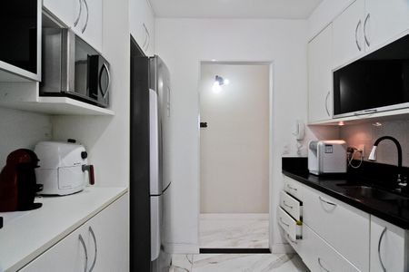 Apartamento à venda com 67m², 3 quartos e 2 vagasCozinha
