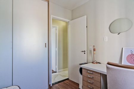 Apartamento à venda com 67m², 3 quartos e 2 vagasQuarto 2