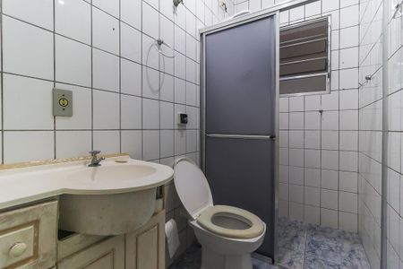 Casa de condomínio para alugar com 60m², 2 quartos e 2 vagas Casa de condomínio para alugar com 60m², 2 quartos e 2 vagasBanheiro