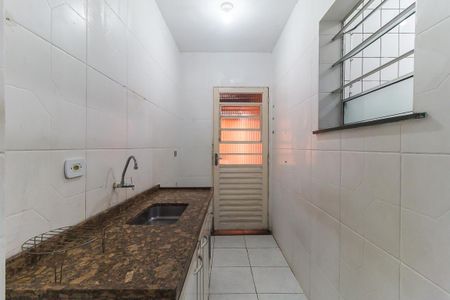 Casa de condomínio para alugar com 60m², 2 quartos e 2 vagas Casa de condomínio para alugar com 60m², 2 quartos e 2 vagasCozinha