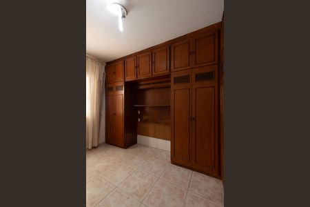 Casa para alugar com 180m², 2 quartos e 4 vagasQuarto 2