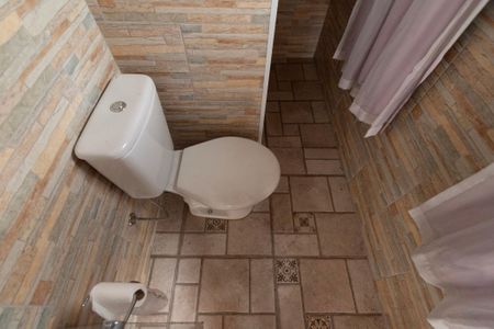 Casa para alugar com 180m², 2 quartos e 4 vagasBanheiro Externo 