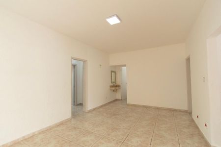 Casa para alugar com 180m², 2 quartos e 4 vagasSala