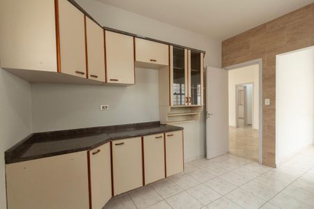 Casa para alugar com 180m², 2 quartos e 4 vagasCozinha 