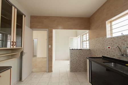 Casa para alugar com 180m², 2 quartos e 4 vagasCozinha 