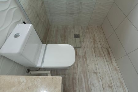 Casa para alugar com 180m², 2 quartos e 4 vagasBanheiro 