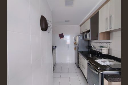 Apartamento à venda com 64m², 3 quartos e 1 vagaCozinha e área de serviço 