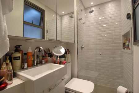 Apartamento à venda com 80m², 2 quartos e 1 vagaBanheiro