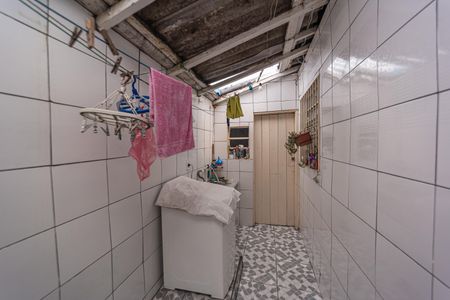 Casa à venda com 130m², 3 quartos e 2 vagasÁrea de Serviço