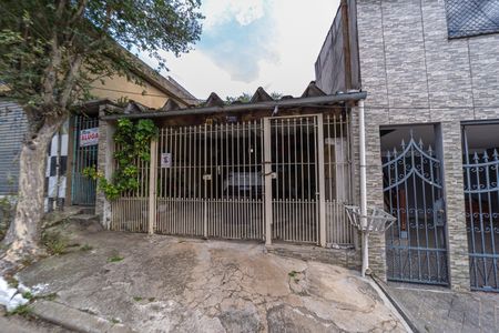 Casa à venda com 130m², 3 quartos e 2 vagasFachada