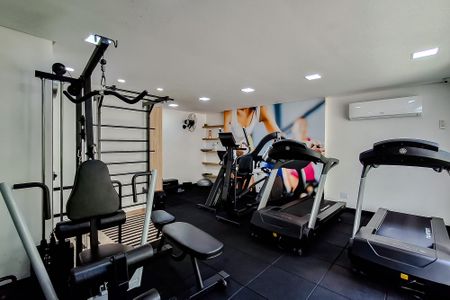 Apartamento à venda com 95m², 3 quartos e 2 vagasÁrea comum - Academia