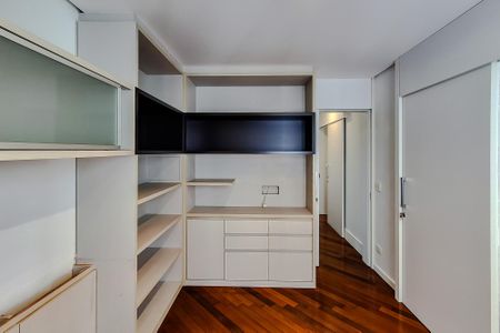 Apartamento à venda com 95m², 3 quartos e 2 vagasQuarto 2