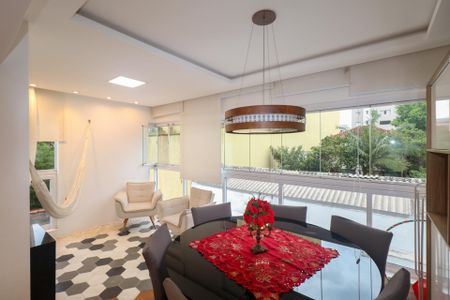 Apartamento à venda com 67m², 1 quarto e 2 vagasSala
