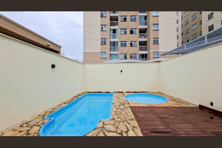 Apartamento à venda com 64m², 3 quartos e 1 vagaÁrea comum - Piscina
