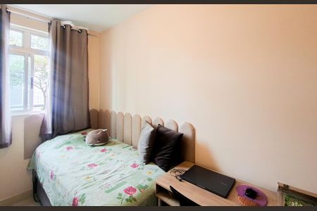 Apartamento à venda com 64m², 3 quartos e 1 vagaQuarto 2