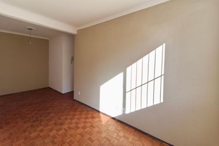 Apartamento à venda com 63m², 2 quartos e 1 vagaSala