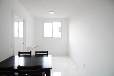 Apartamento à venda com 35m², 2 quartos e sem vaga Apartamento à venda com 35m², 2 quartos e sem vagaSala