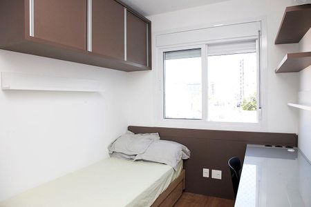 Apartamento à venda com 63m², 2 quartos e 2 vagasQuarto 2