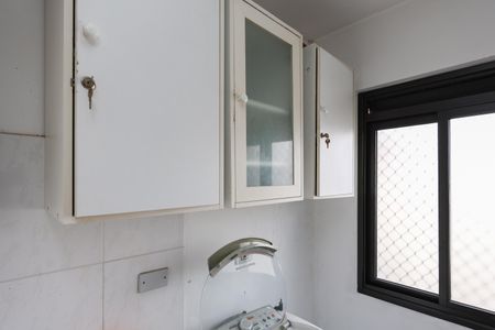 Apartamento para alugar com 68m², 2 quartos e 1 vagaÁrea de Serviço