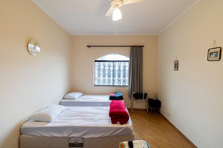 Casa à venda com 500m², 7 quartos e 2 vagas Casa à venda com 500m², 7 quartos e 2 vagasQuarto 1