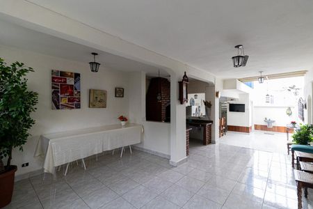 Casa à venda com 500m², 7 quartos e 2 vagas Casa à venda com 500m², 7 quartos e 2 vagasEspaço Gourmet