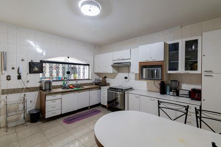 Casa à venda com 500m², 7 quartos e 2 vagas Casa à venda com 500m², 7 quartos e 2 vagasCozinha