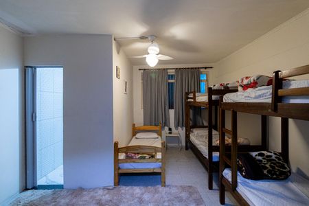 Casa à venda com 500m², 7 quartos e 2 vagas Casa à venda com 500m², 7 quartos e 2 vagasSuíte 4