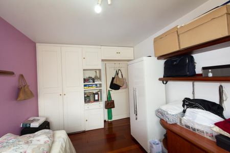 Apartamento à venda com 142m², 3 quartos e 2 vagasQuarto 2