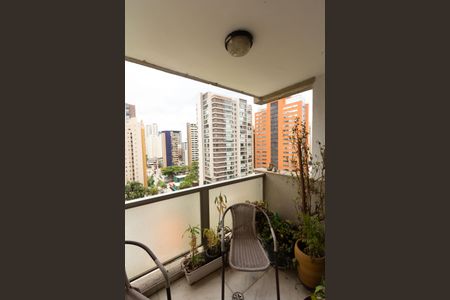 Apartamento à venda com 142m², 3 quartos e 2 vagasVaranda