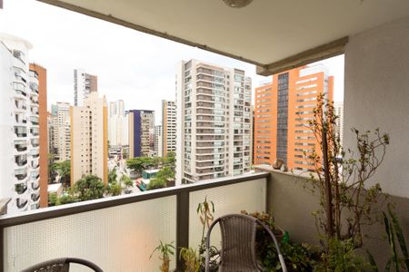 Apartamento à venda com 142m², 3 quartos e 2 vagasVaranda