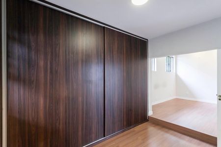 Casa à venda com 260m², 5 quartos e 3 vagasCloset da suíte
