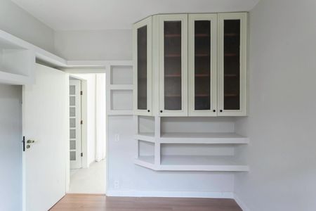 Casa à venda com 260m², 5 quartos e 3 vagasQuarto 4