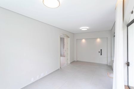 Casa à venda com 260m², 5 quartos e 3 vagasSala 1