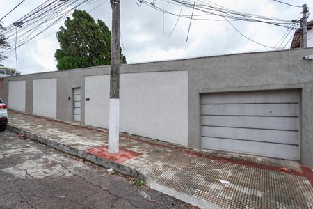 Casa à venda com 260m², 5 quartos e 3 vagasFachada