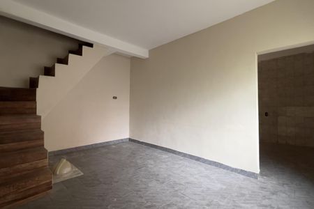 Sala de casa para alugar com 3 quartos, 100m² em Vila Itapegica, Guarulhos