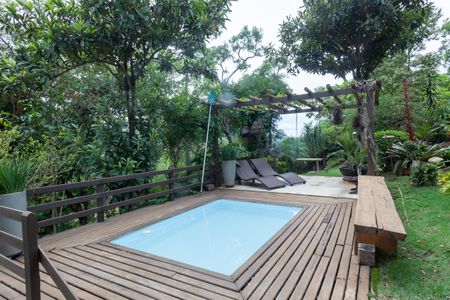 Casa à venda com 315m², 3 quartos e 2 vagasPiscina