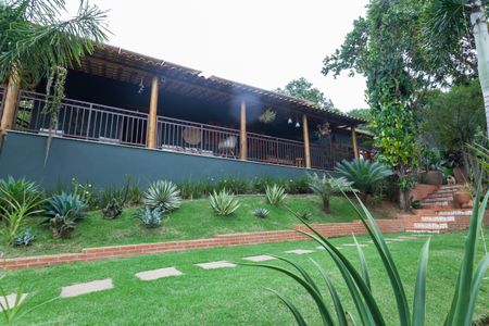 Casa à venda com 315m², 3 quartos e 2 vagasquintal 