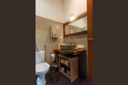 Casa à venda com 315m², 3 quartos e 2 vagasbanheiro suite 