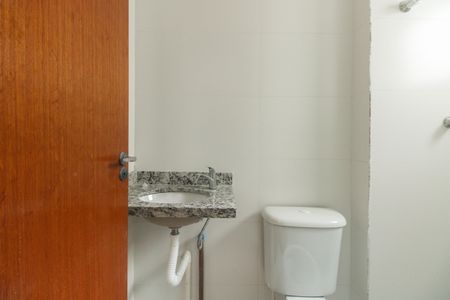 Banheiro  de kitnet/studio para alugar com 1 quarto, 18m² em Vila Esperança, São Paulo