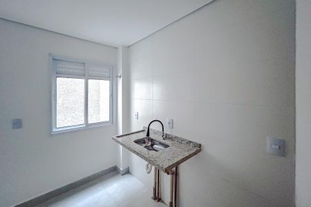 Cozinha de kitnet/studio para alugar com 1 quarto, 18m² em Vila Esperança, São Paulo