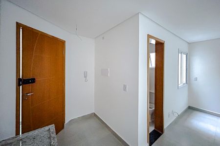 Cozinha de kitnet/studio para alugar com 1 quarto, 18m² em Vila Esperança, São Paulo