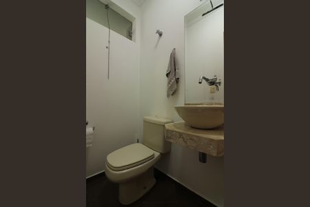 Casa à venda com 221m², 3 quartos e 4 vagasLavabo