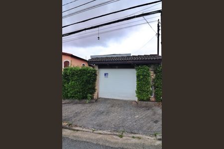 Casa à venda com 221m², 3 quartos e 4 vagasFachada