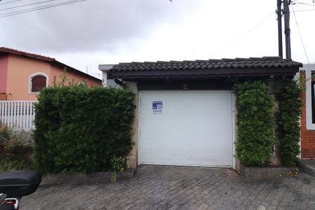 Casa à venda com 221m², 3 quartos e 4 vagasFachada