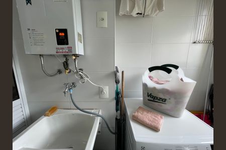 Apartamento para alugar com 64m², 2 quartos e 1 vagaÁrea de Serviço