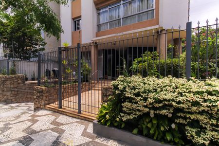 Apartamento à venda com 100m², 2 quartos e 1 vagaFachada
